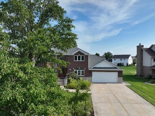 Salisbury Dr, Munster, IN 46321
