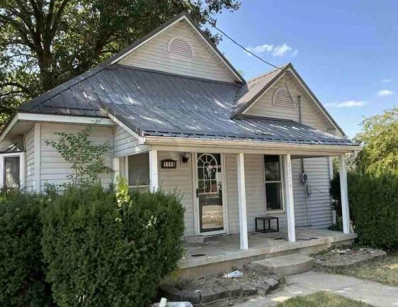 N Jefferson St, Montezuma, IN 47862