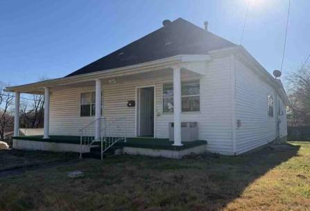 W Harper St, Poplar Bluff, MO 63901