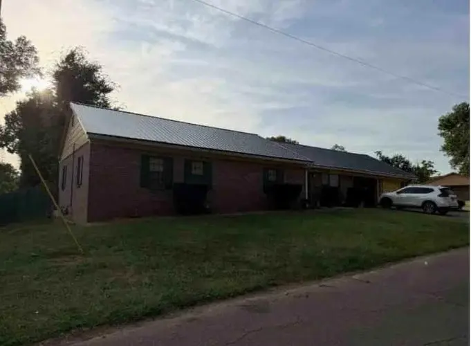 Lambert Cir, West Helena, AR 72390
