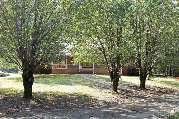 1st Pl, Pleasant Grove, AL 35127