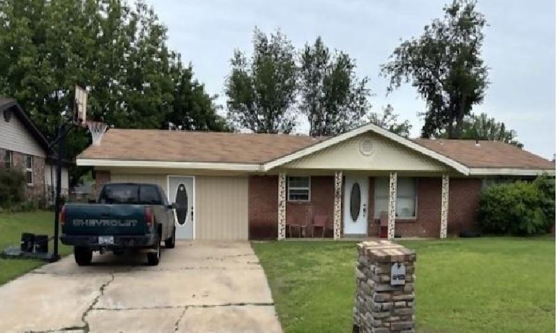 N Q St, Fort Smith, AR 72904