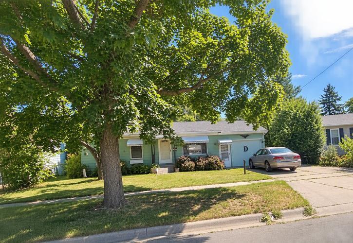 Hemlock Dr, Davison, MI 48423