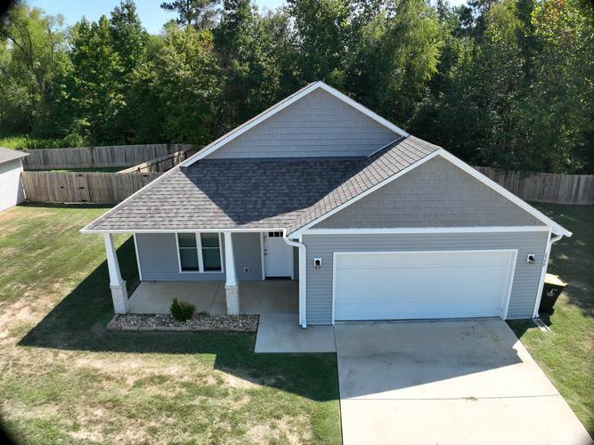 Garden Dr, Benton, AR 72015