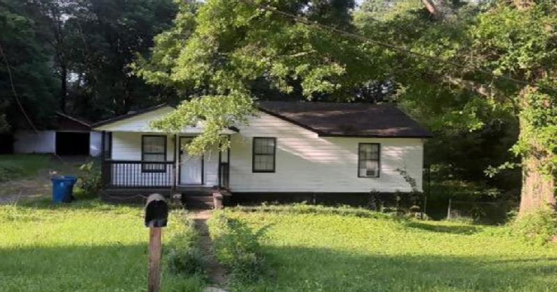 8th Ave, Birmingham, AL 35228