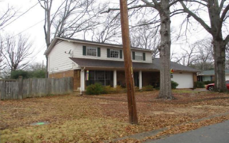 Pontiac Dr, North Little Rock, AR 72116