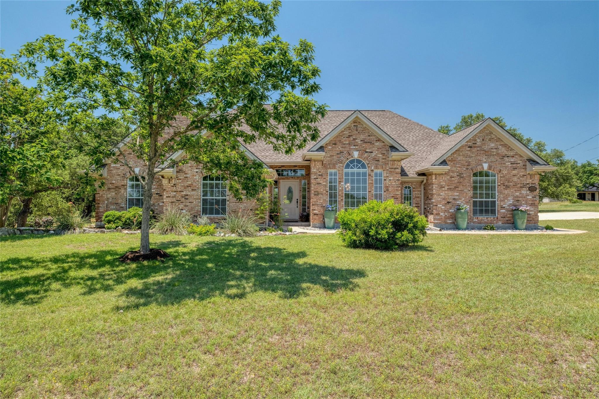 Palomino Pl, Liberty Hill, TX 78642