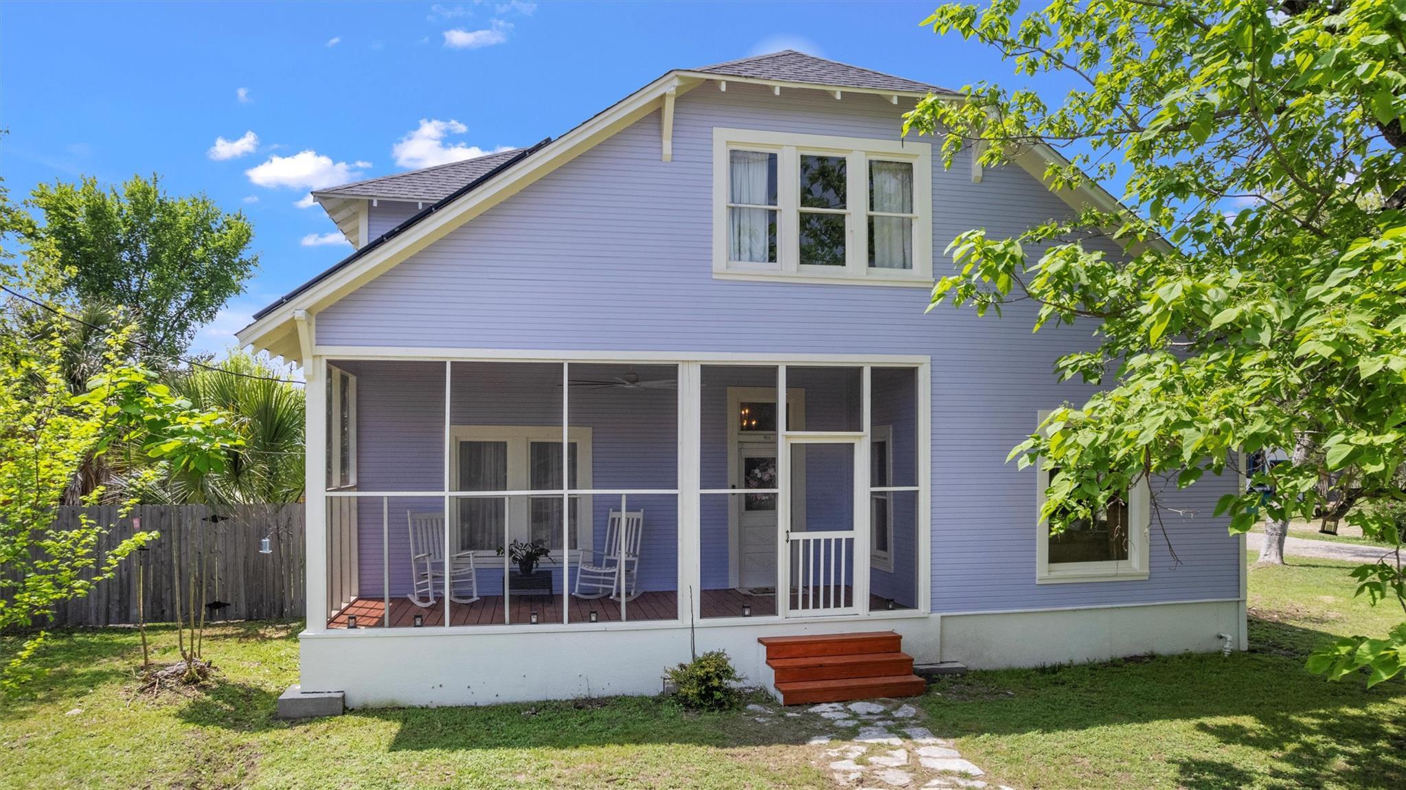 Kimbro St, Taylor, TX 76574