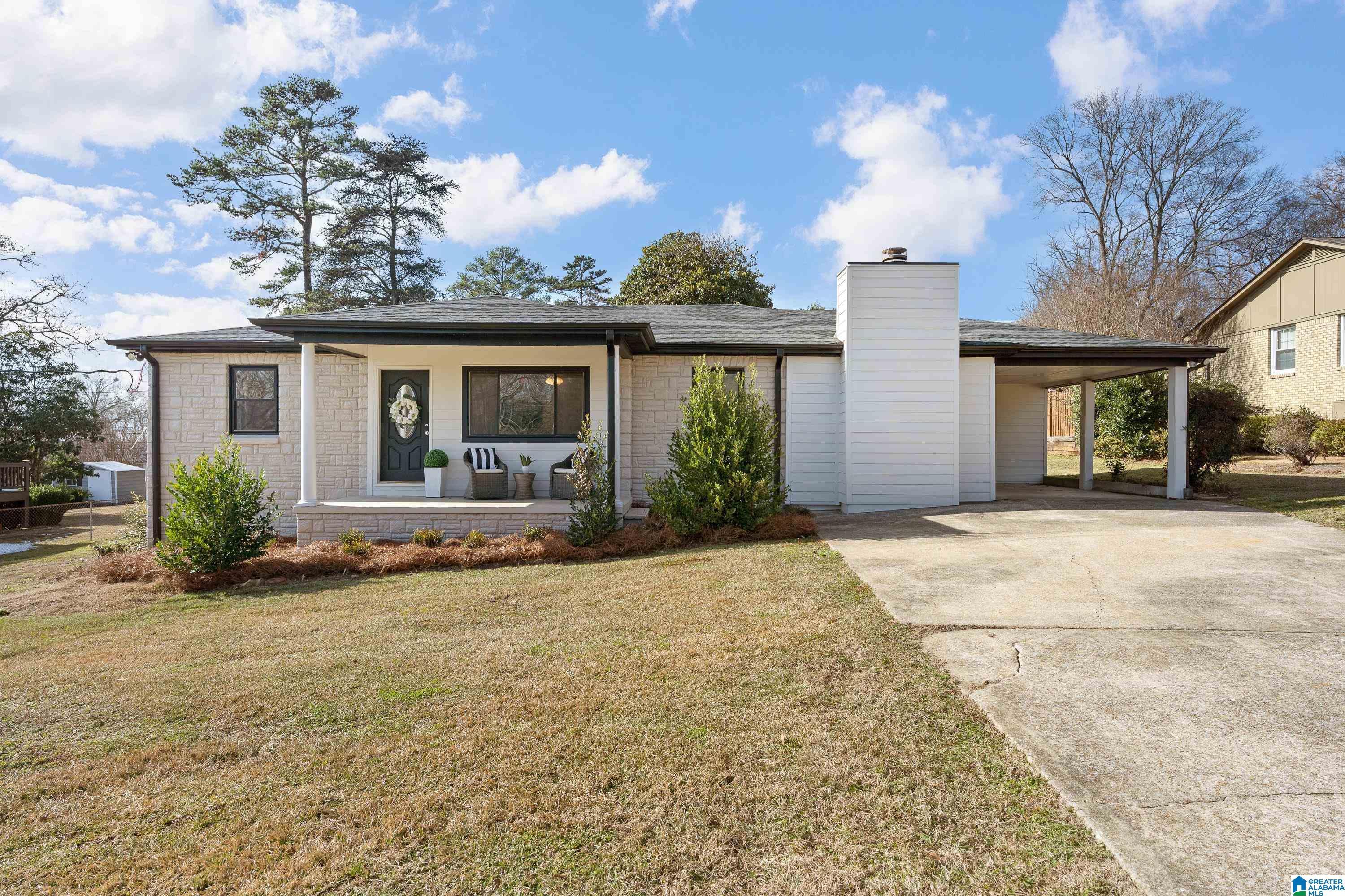 Oaklawn Dr, Vestavia Hills, AL 35216