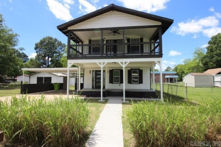 Barnes St, Lonoke, AR 72086