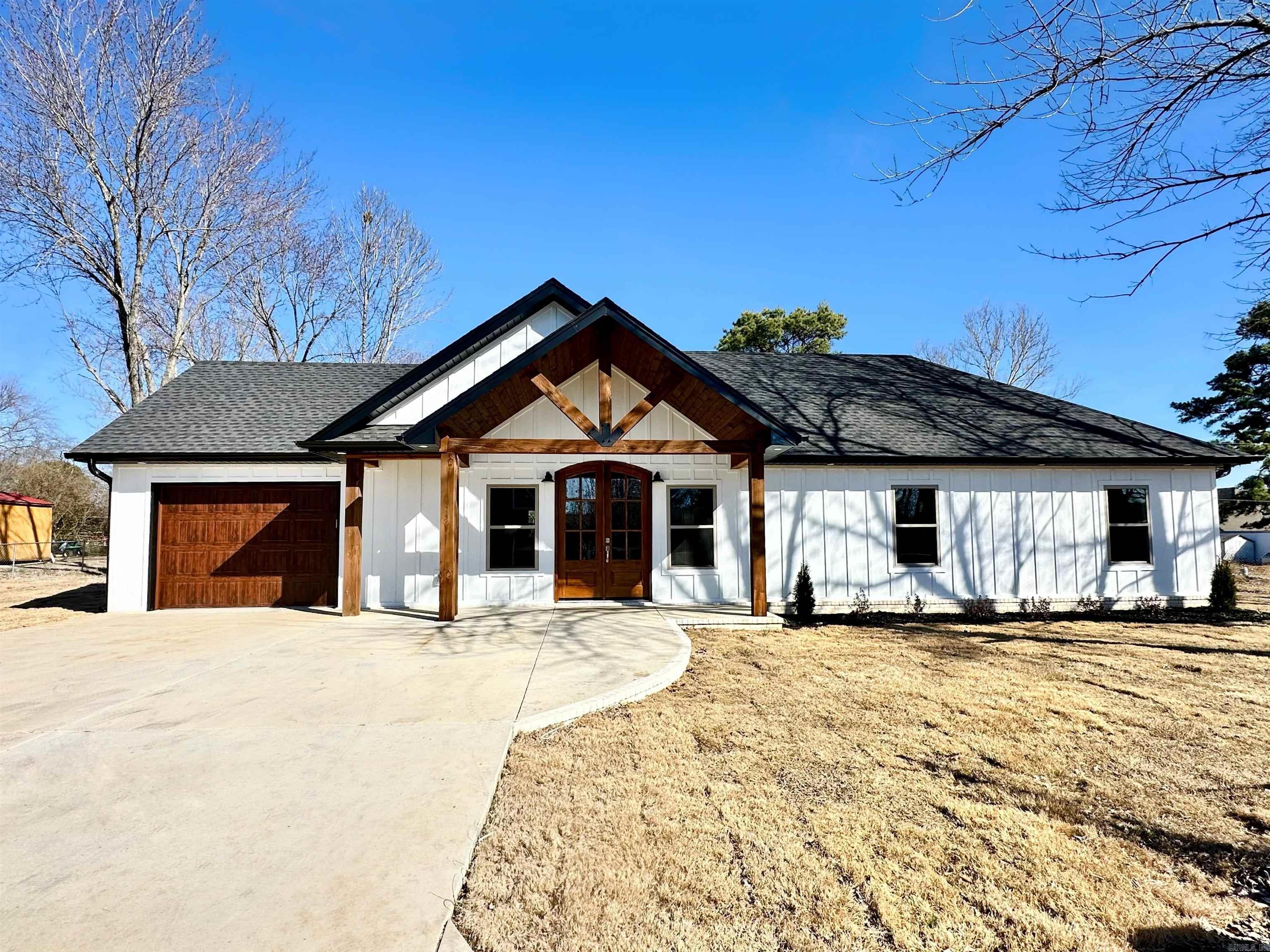 Joyner St, Judsonia, AR 72081