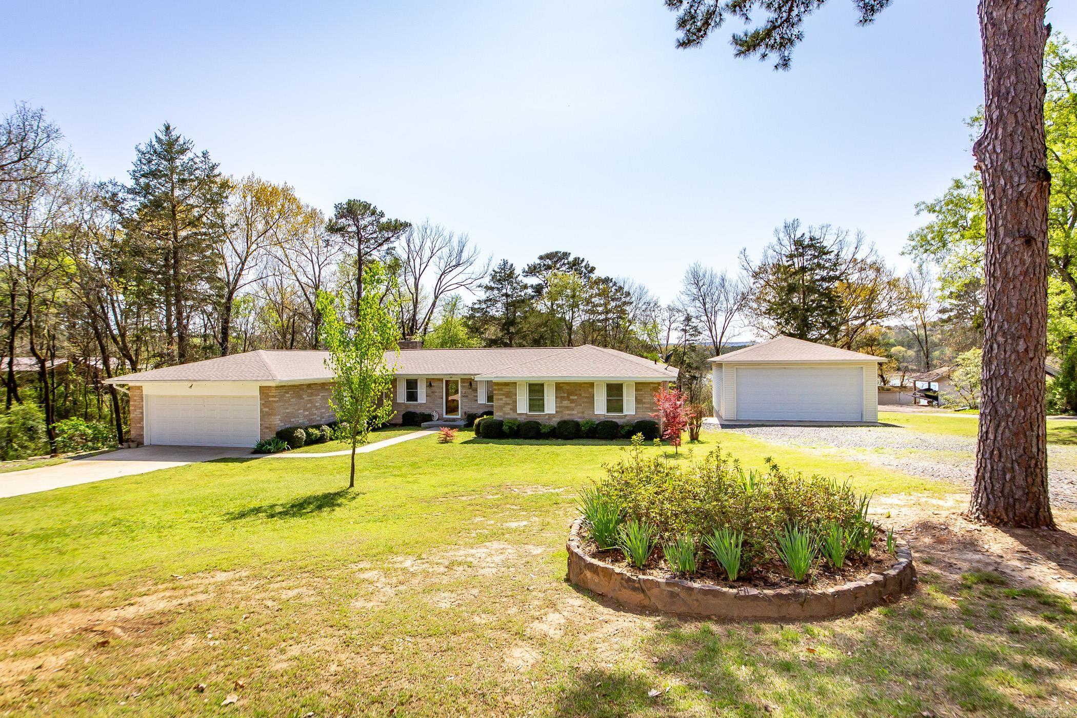 Lochland Dr, Higden, AR 72067