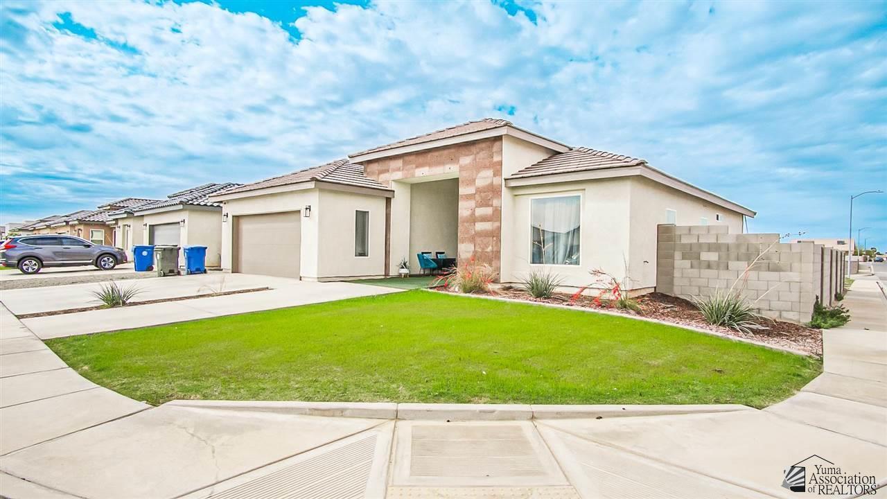 E 13th St, Somerton, AZ 85350
