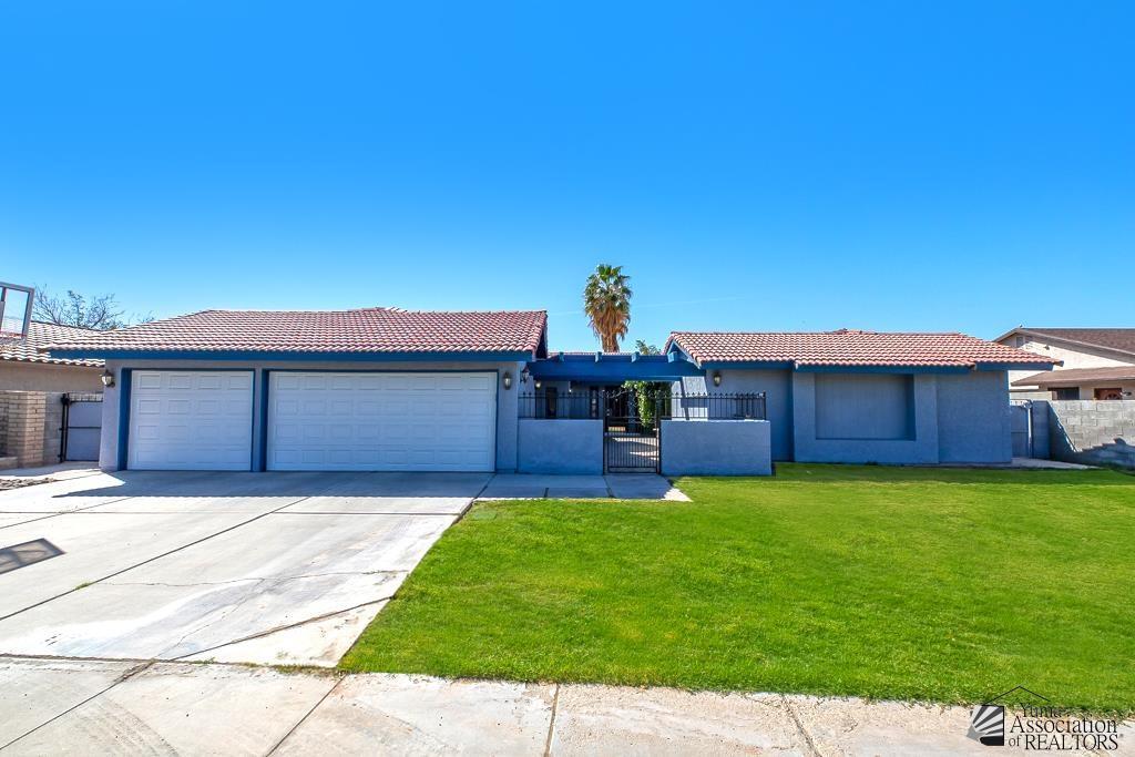E 27th Way, Yuma, AZ 85365