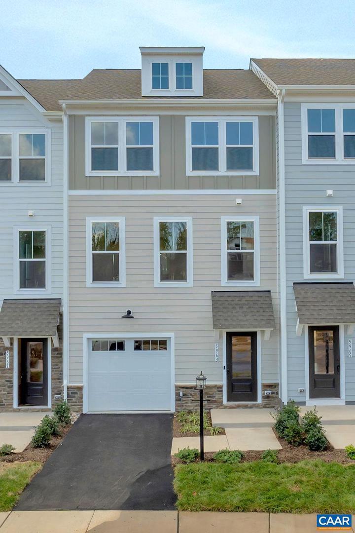 Lexi Ln, Crozet, VA 22932