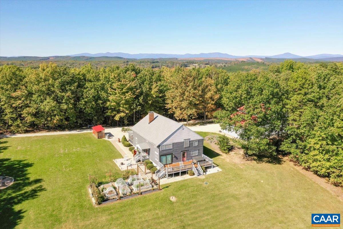 Buck Mountain Ln, Gladstone, VA 24553