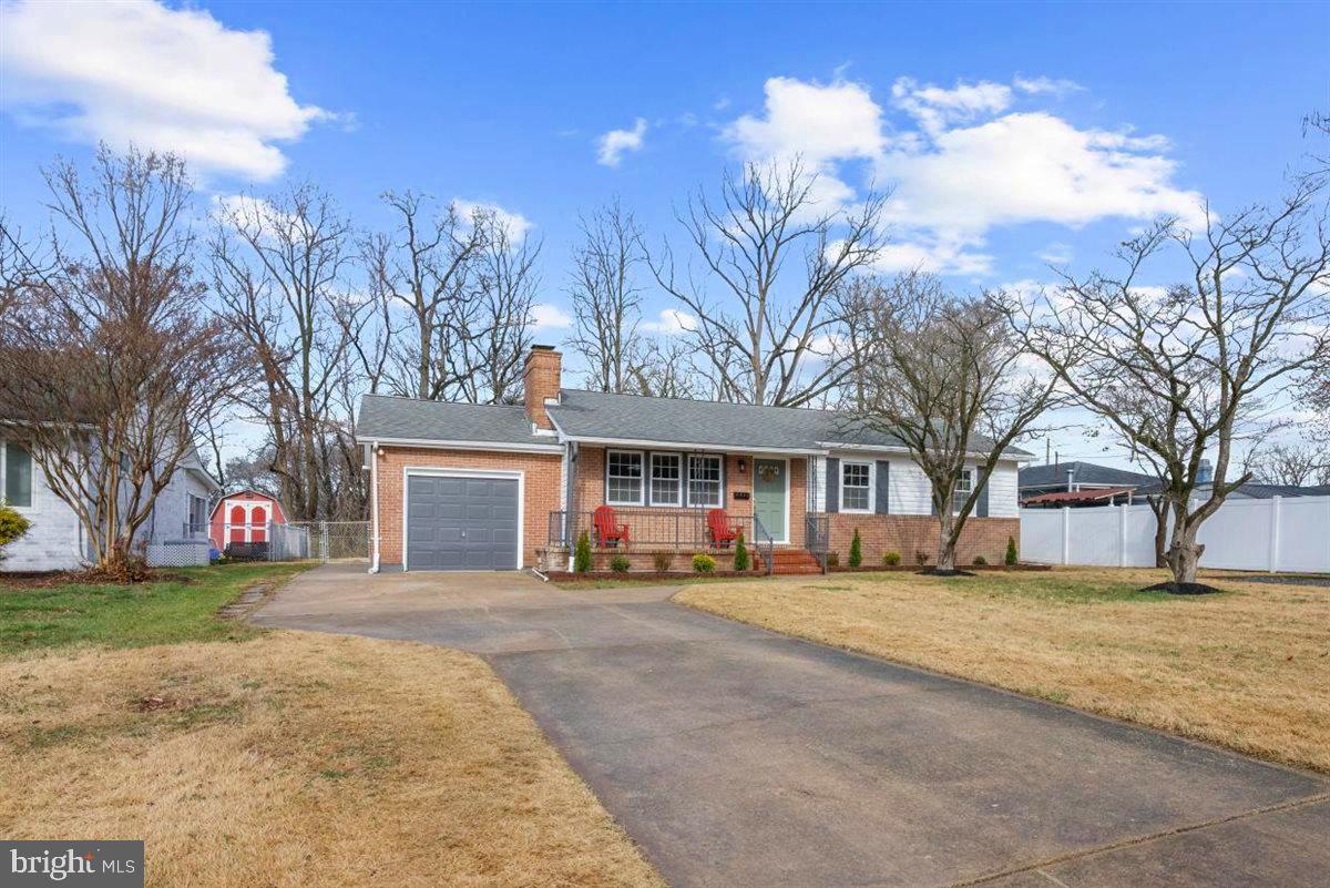 Echo Dr, Pasadena, MD 21122