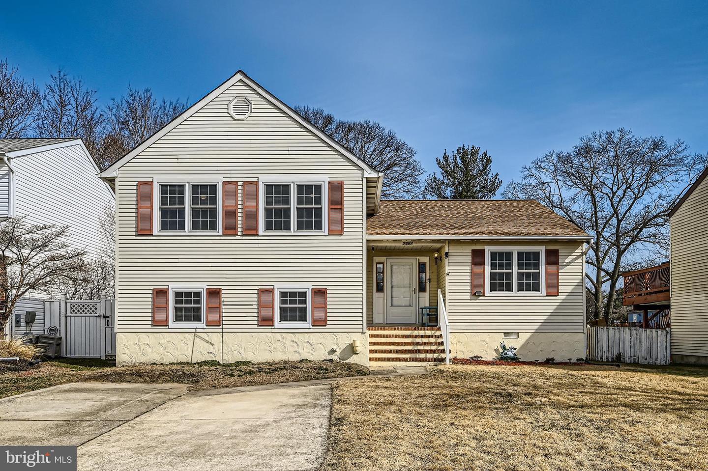 Brighton Ct, Pasadena, MD 21122