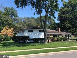 White Oak Dr, Severna Park, MD 21146