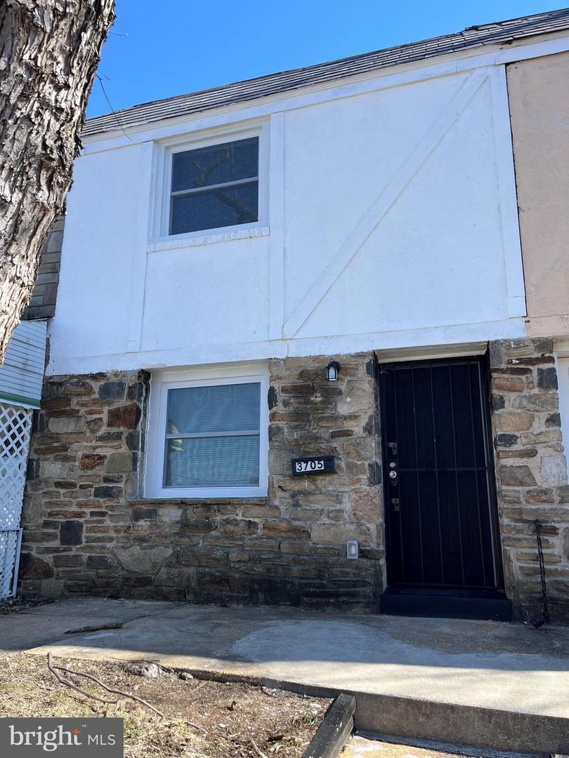 8th St, Brooklyn, MD 21225