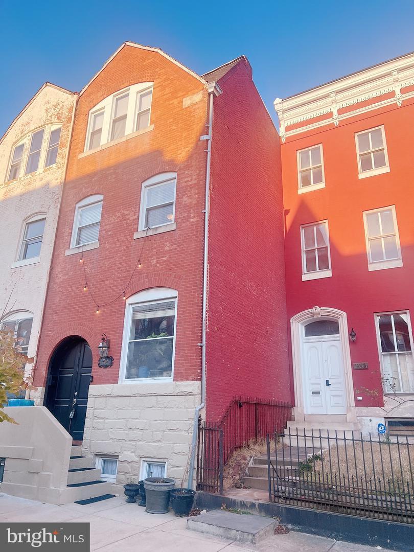 Madison Ave, Baltimore, MD 21217