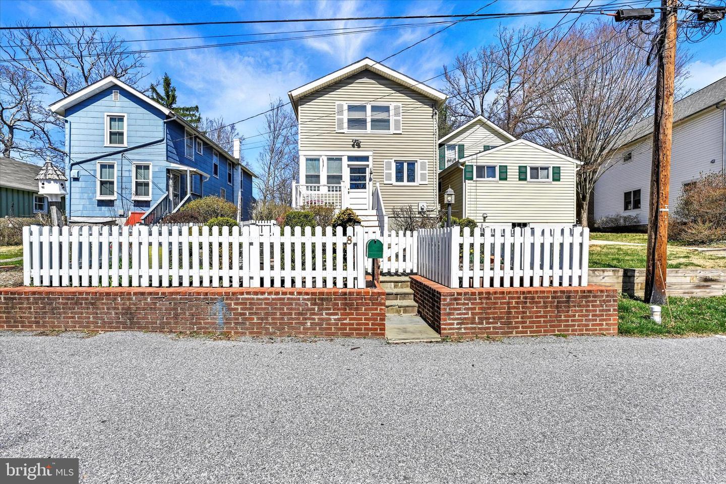 Fiske Ave, Reisterstown, MD 21136