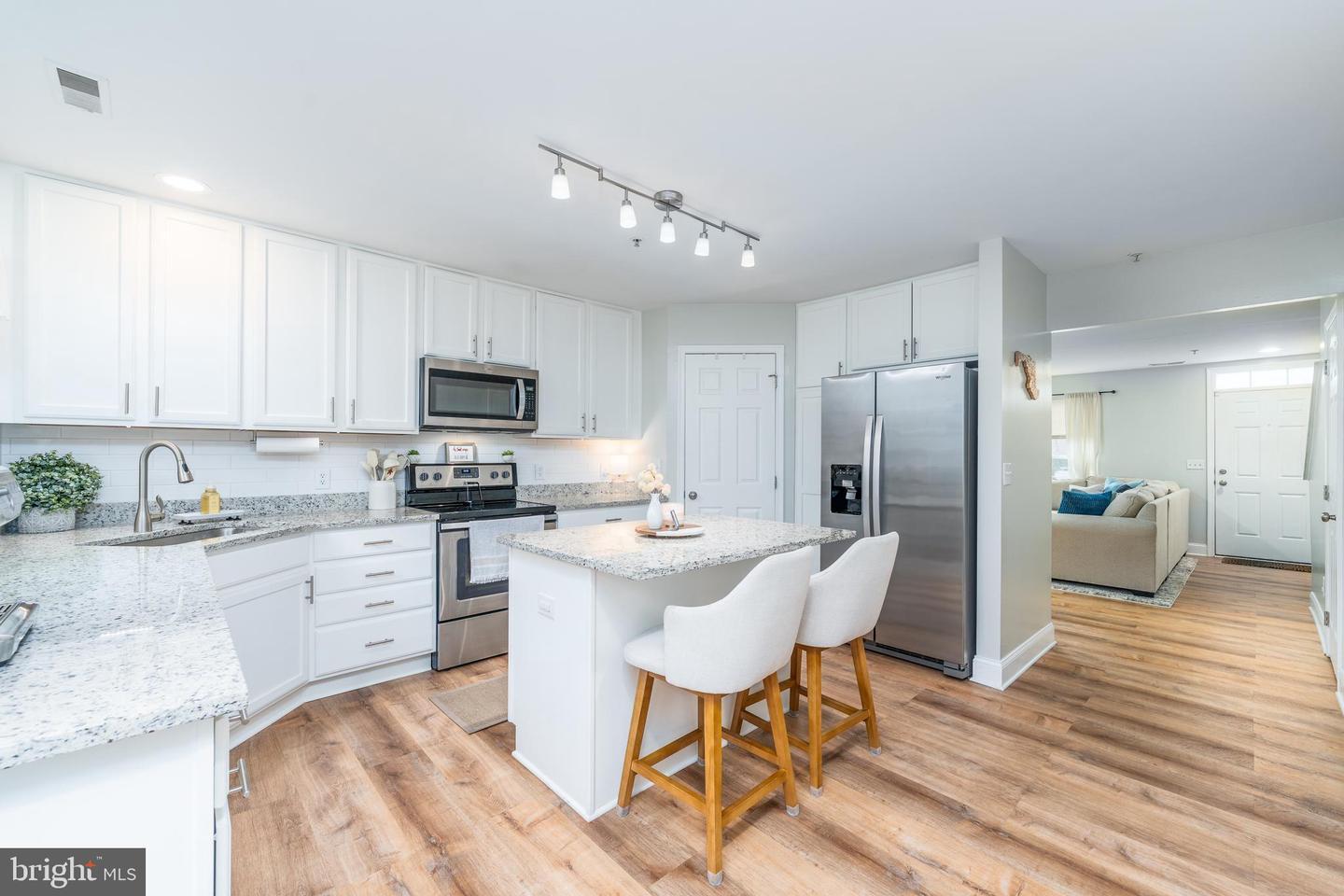 Luthardt Rd, Middle River, MD 21220