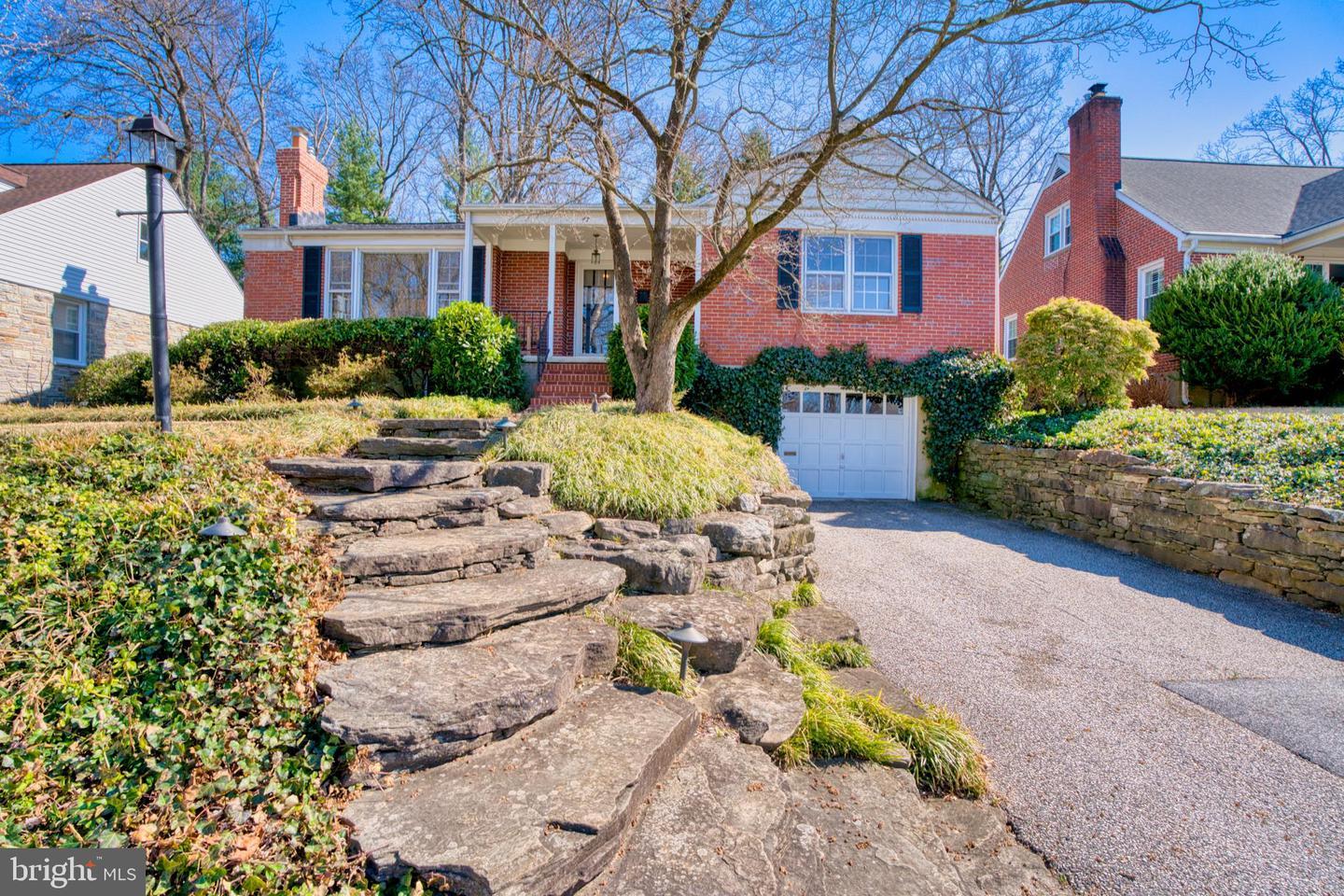 Thornhill Rd, Lutherville, MD 21093