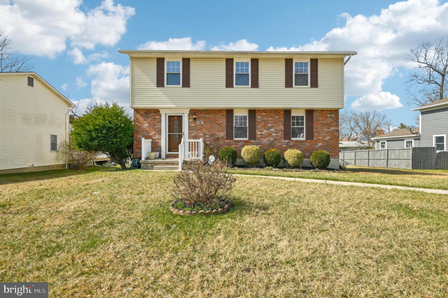Hunters Wood Cir, Baltimore, MD 21228