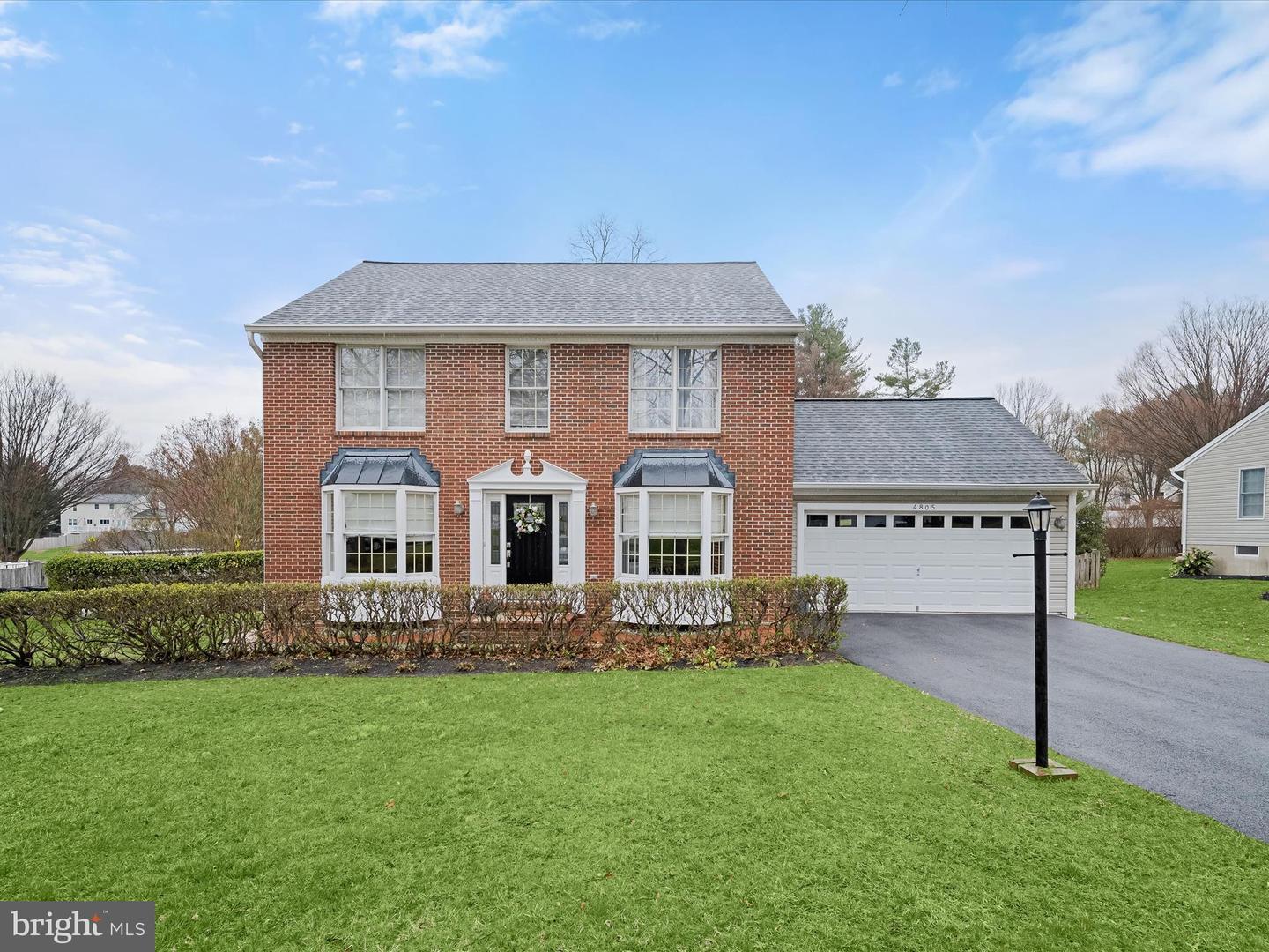 Lauren Ct, Ellicott City, MD 21043