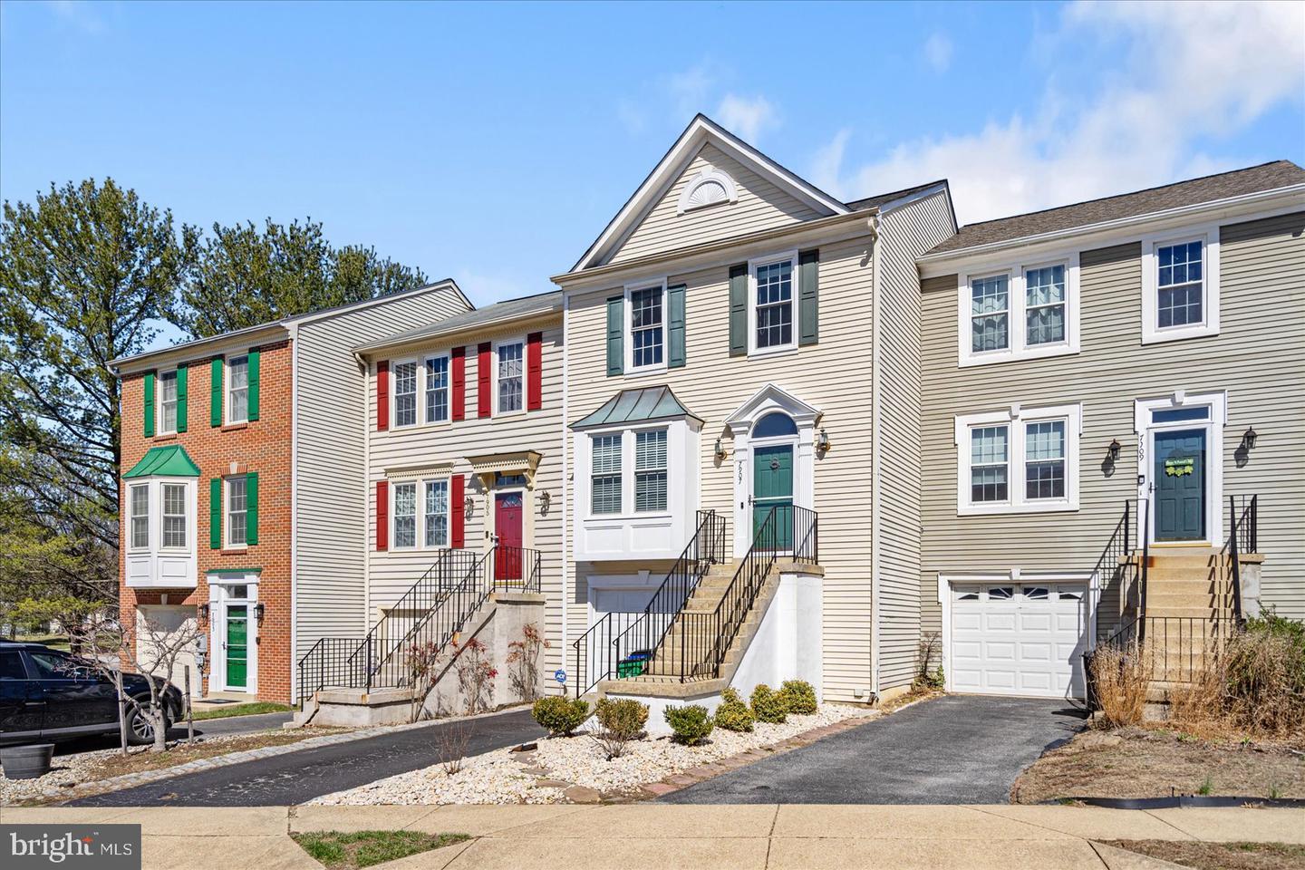 Brightmeadow Ct, Ellicott City, MD 21043