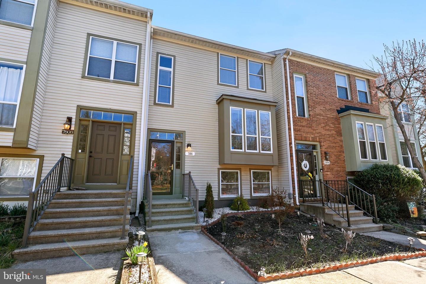 Whistling Pines Ct, Ellicott City, MD 21043