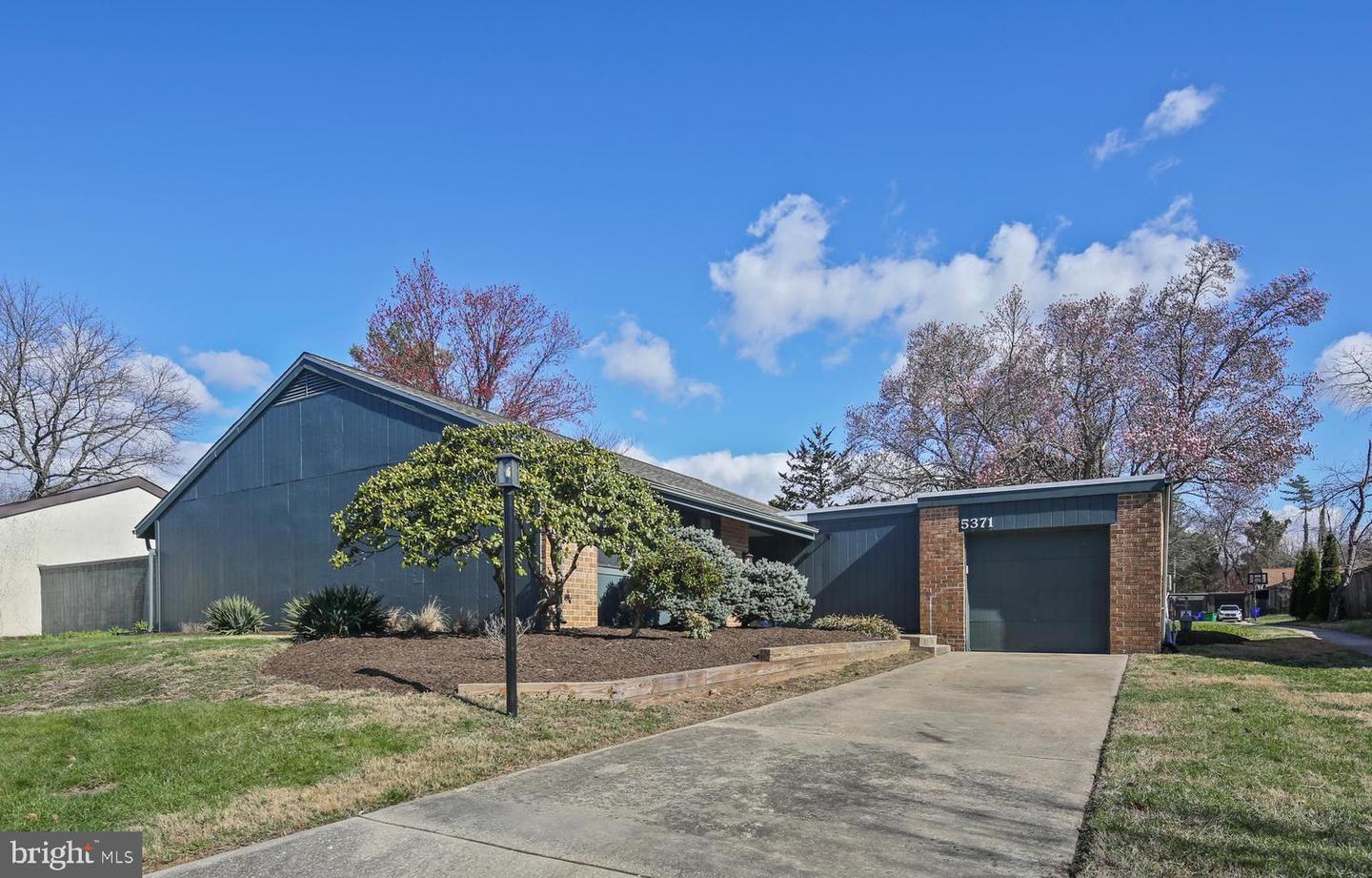 Red Lake Ct, Columbia, MD 21045