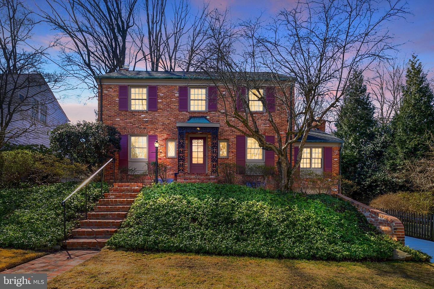 Falmouth Rd, Bethesda, MD 20816