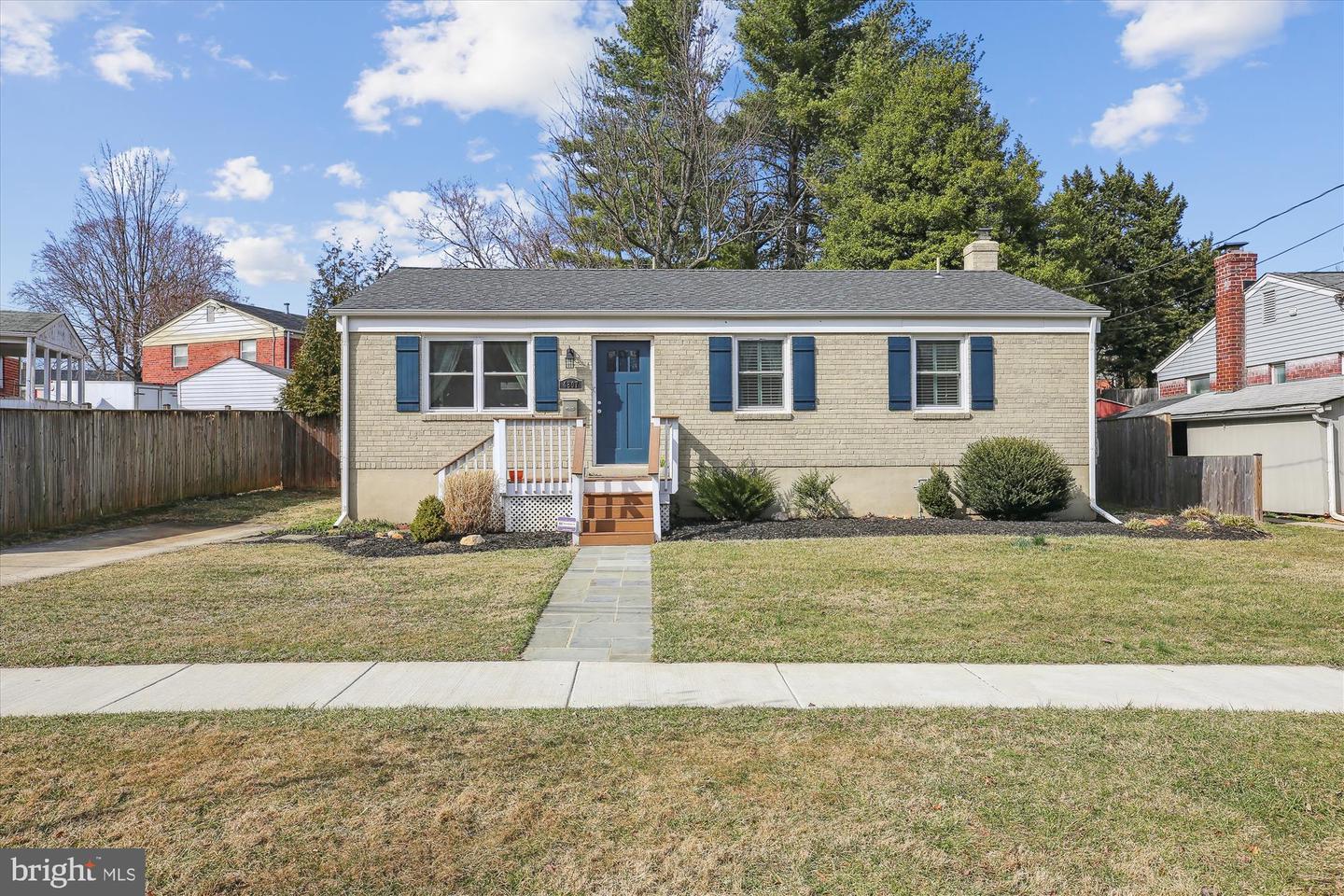 Boiling Brook Pkwy, Rockville, MD 20852