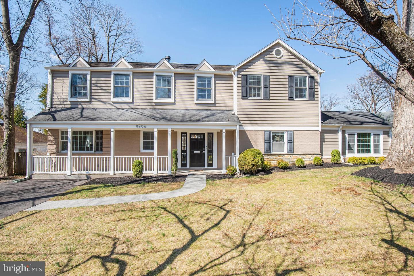 Hampden Ln, Bethesda, MD 20817