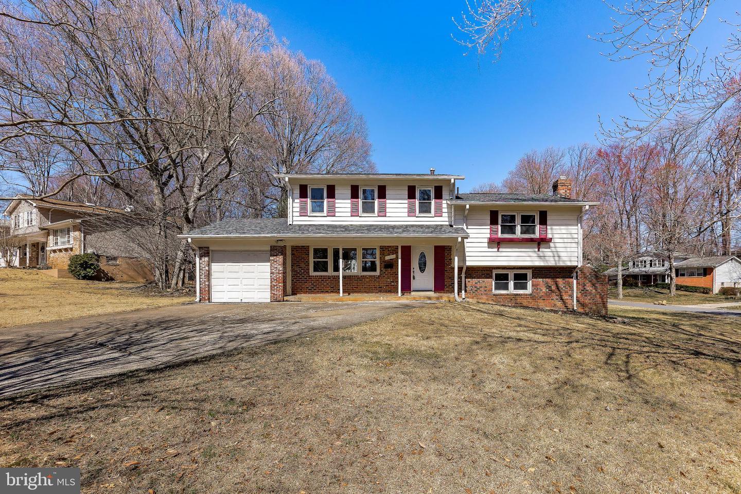 Russett Rd, Rockville, MD 20853