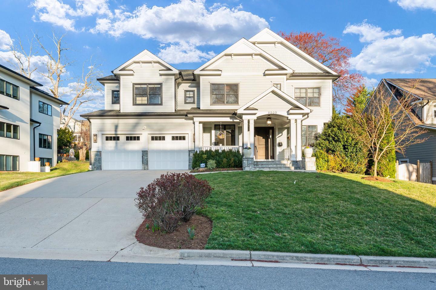 Rayburn Rd, Bethesda, MD 20817