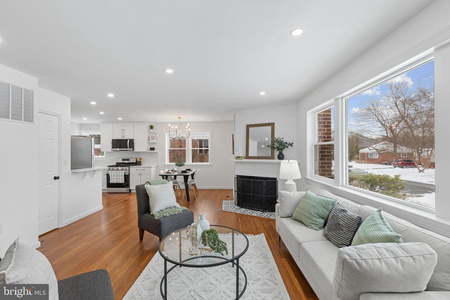Underwood St, University Park, MD 20782