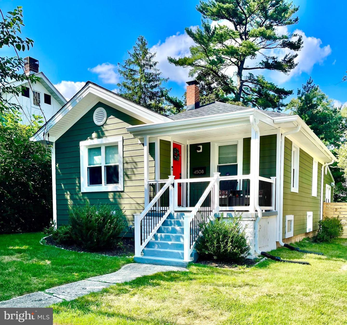 Oliver St, Riverdale, MD 20737