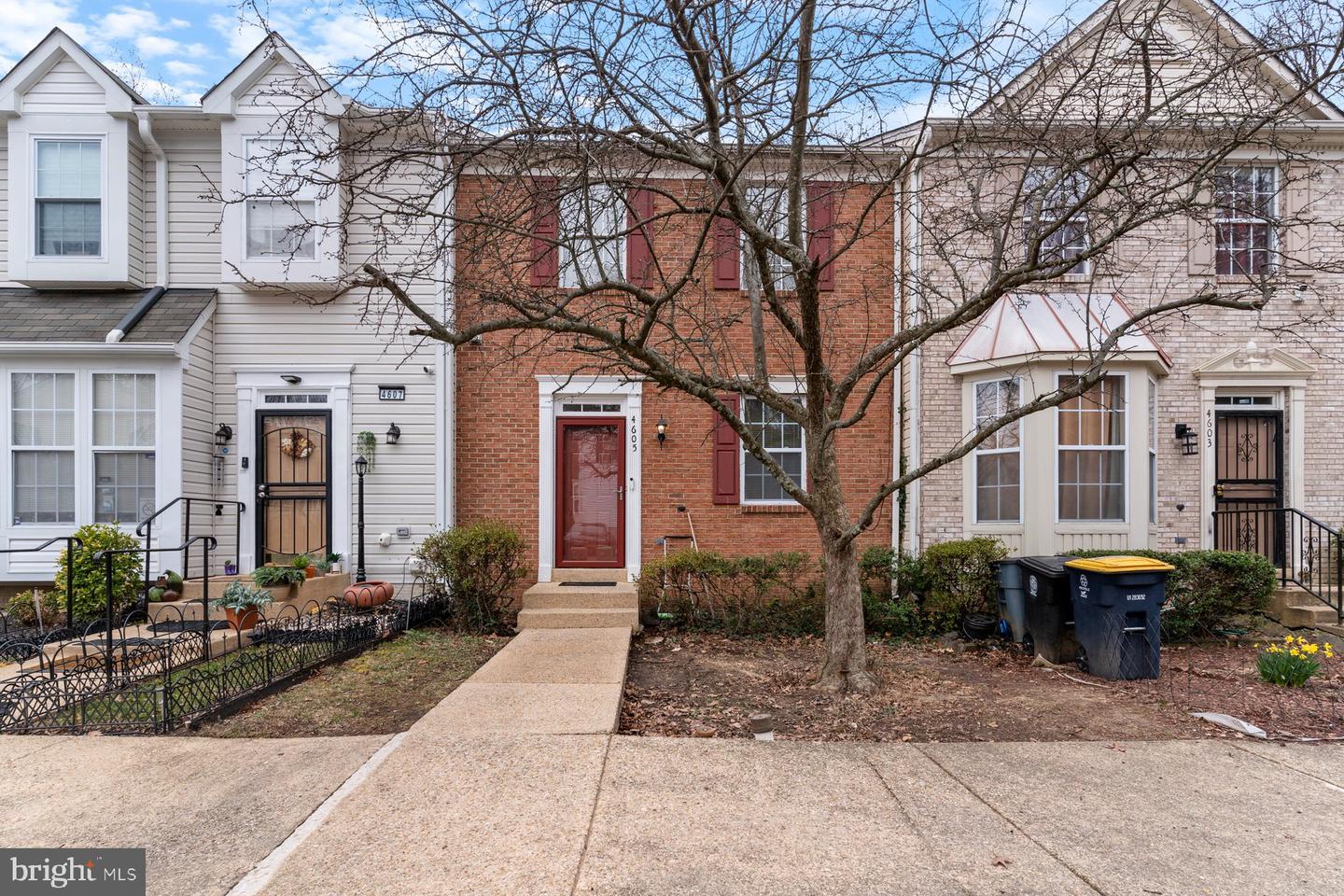 Pistachio Ln, Capitol Heights, MD 20743