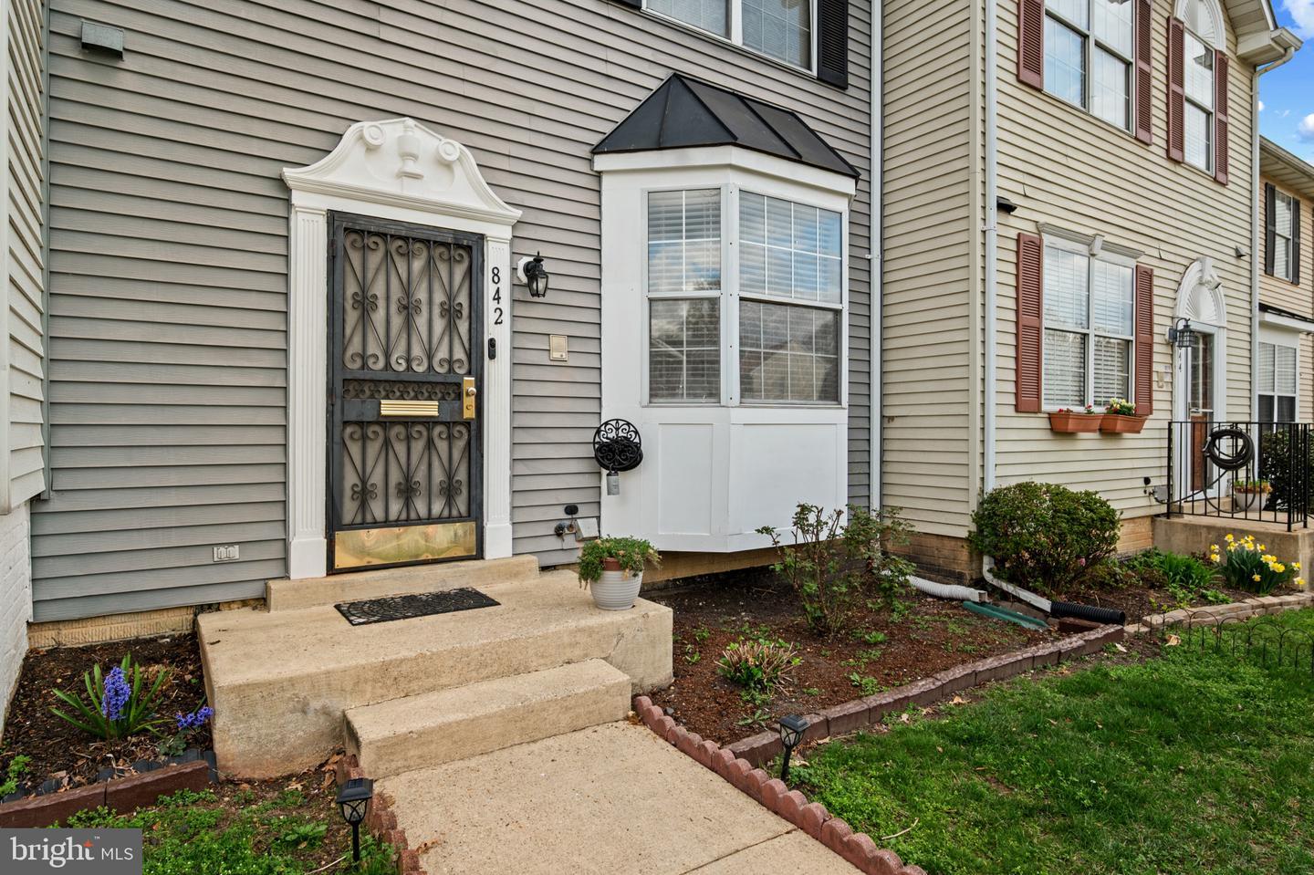 Alabaster Ct, Capitol Heights, MD 20743