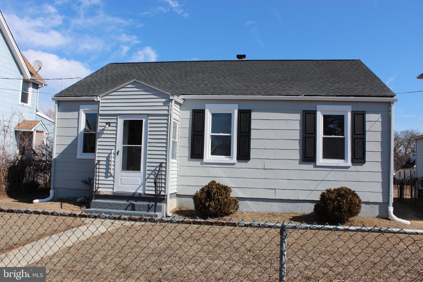 Bentley Ave, Beverly, NJ 08010