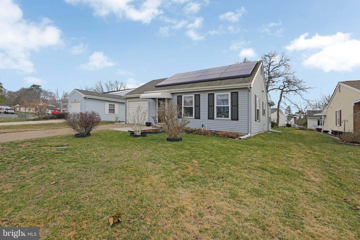 Chelsea Pl, Southampton, NJ 08088