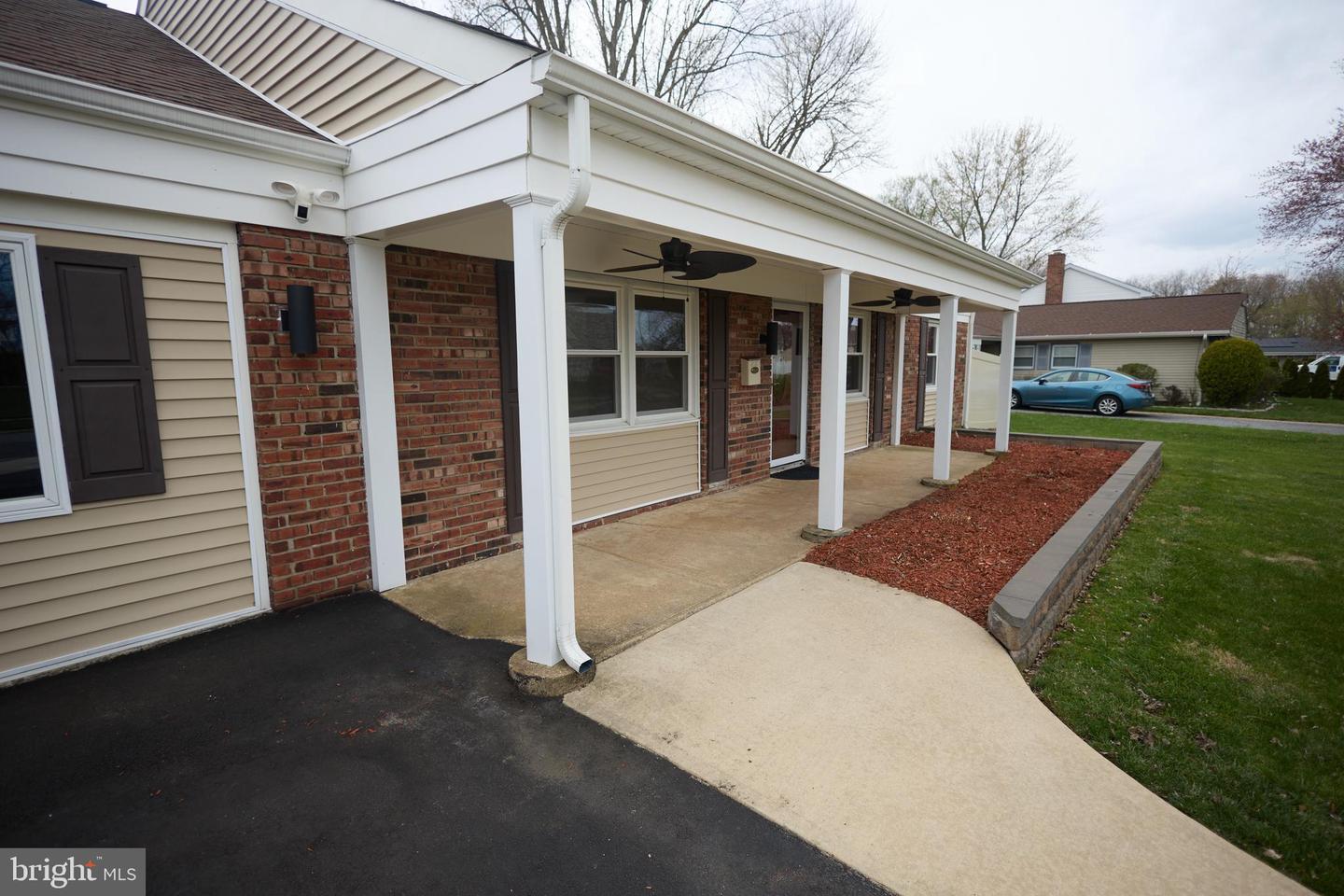 Ginger Ln, Willingboro, NJ 08046