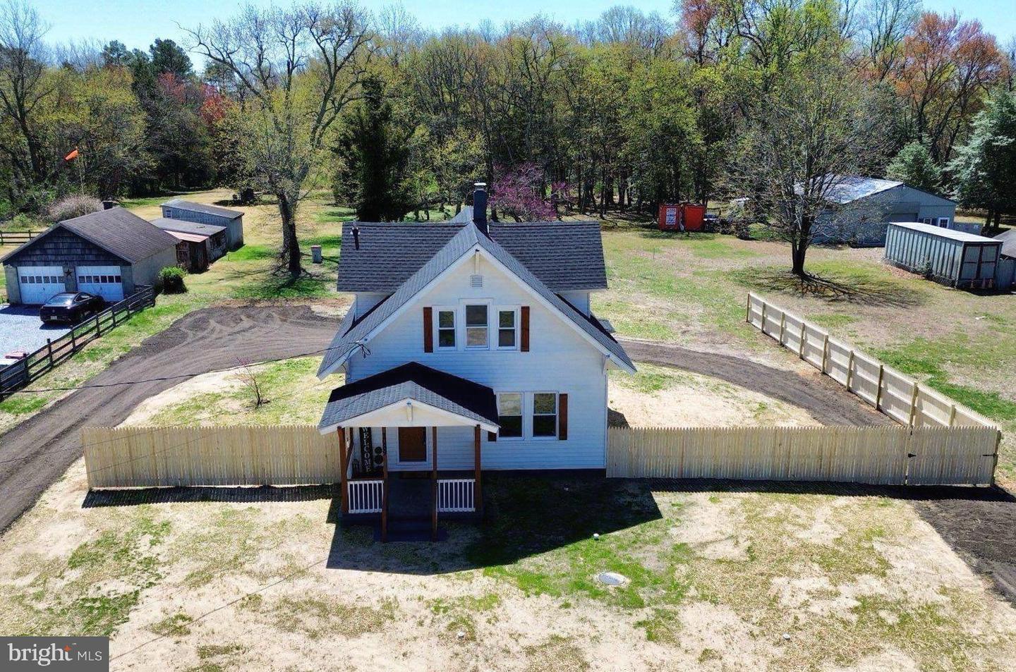 E Sherman Ave, Vineland, NJ 08361