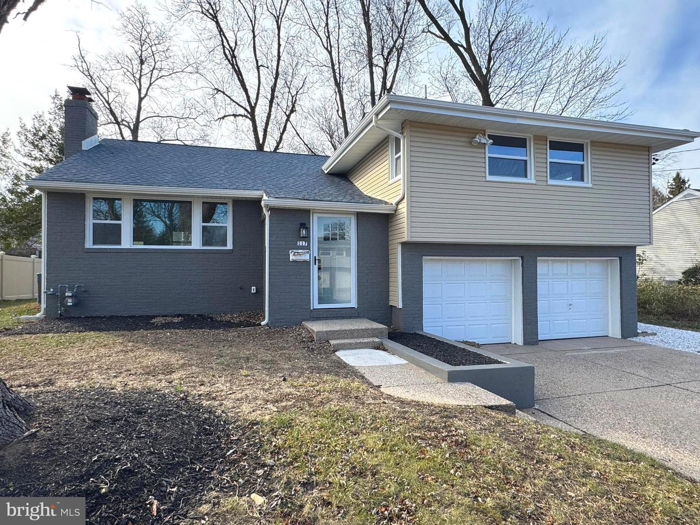 Hedgerow Dr, Cherry Hill, NJ 08002