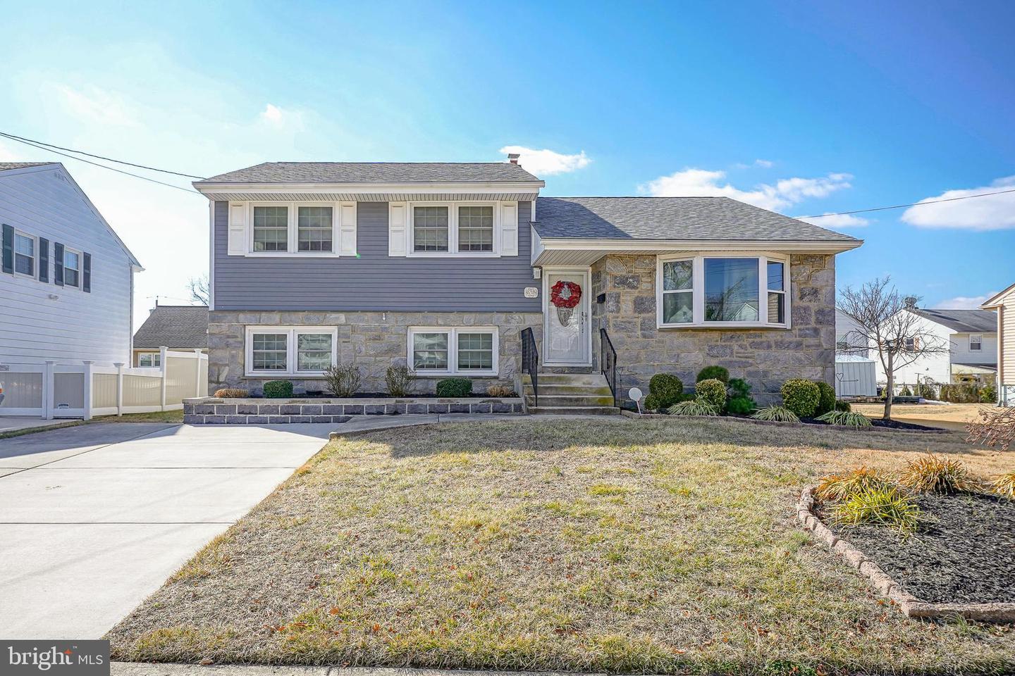 Elvena Ave, Pennsauken, NJ 08109