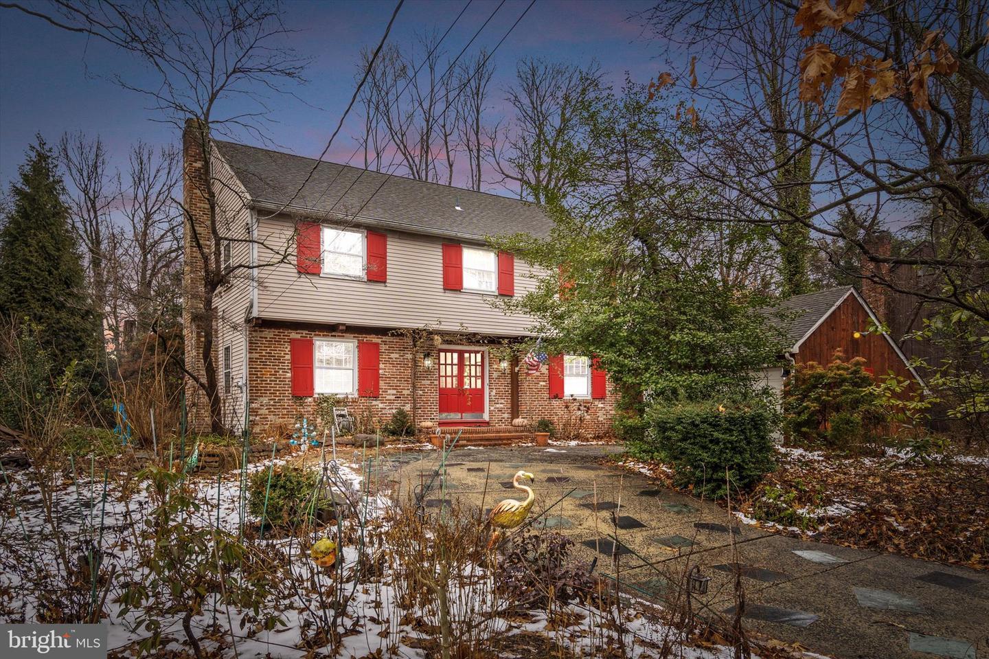 W Riding Rd, Cherry Hill, NJ 08003