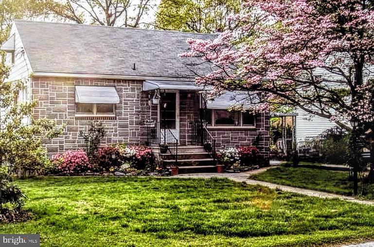 Ashbourne Ave, Lindenwold, NJ 08021